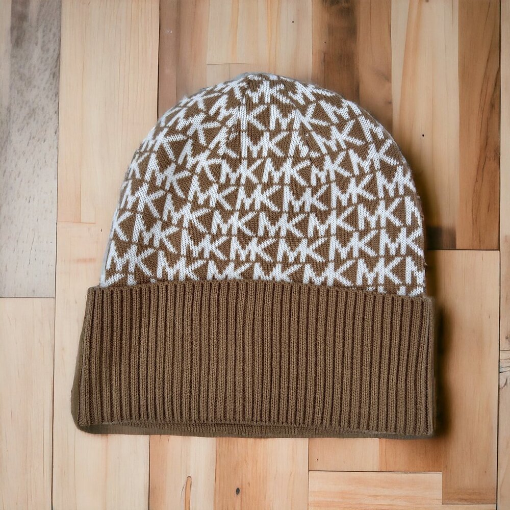 MICHAEL KORS Womens Knit Beanie - Camel and White - Fitted
